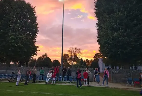 Grom Miedźno wygrywa w Kamyku. Orliki E1 z kompletem punktów