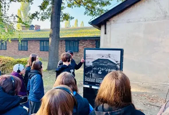 Uczniowie z klas VII i VIII odwiedzili Auschwitz-Birkenau i Kraków