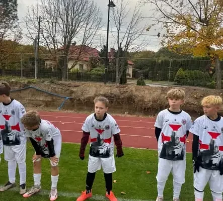 Młodzik młodszy OKS Opatów rozgromił Klimontów 8:2