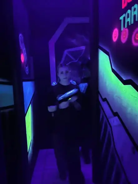 Dzień Chłopaka w Laserhouse – integracja klasy 8a ze Szkoły Podstawowej nr 3 w Kłobucku