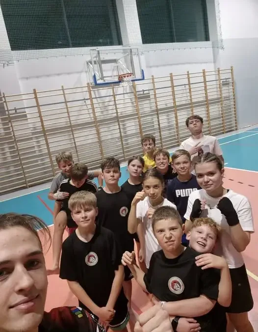 Trening kickboxingu dla młodzieży 2 listopada o nietypowej godzinie